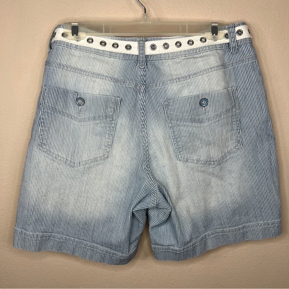 Size 12 Lee Platinum Label Shorts Blue White Striped Shorts Belted - Picture 3 of 7